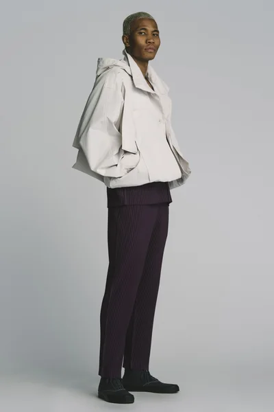 Look 18
